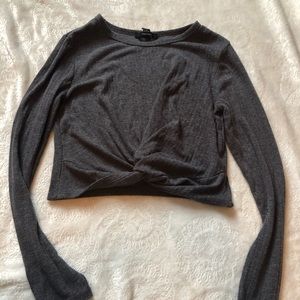 Long sleeve knot shirt